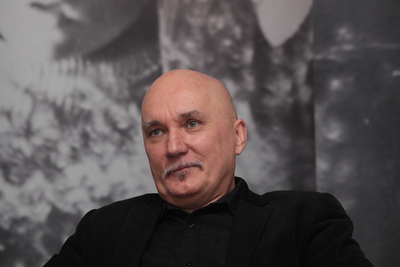 Z cyklu „Historia zza kulis” dyskusja o estradzie w PRL – Warszawa, 20 lutego 2019. Na zdj. Wojciech Konikiewicz. Fot. Piotr Życieński (IPN)