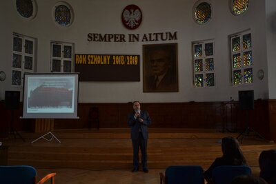 Odsłonięcie tablicy upamiętniającej członków młodzieżowej organizacji antykomunistycznej „Orlęce Oddziały Bojowe” – Jelenia Góra, 27 lutego 2019