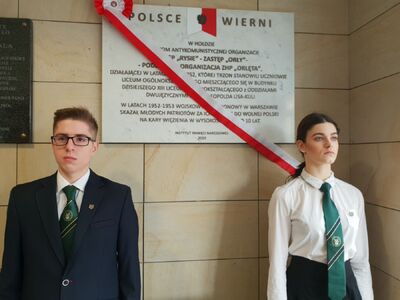 Odsłonięcie tablicy upamiętniającej członków młodzieżowej organizacji antykomunistycznej – Warszawa, 1 marca 2019. Fot. Sławek Kasper (IPN)