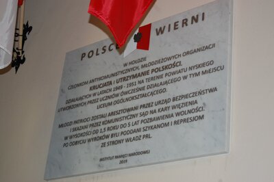 Odsłonięcie tablicy upamiętniającej członków młodzieżowej organizacji antykomunistycznej – Paczków, 27 lutego 2019
