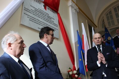 Odsłonięcie tablicy upamiętniającej antykomunistyczną organizację „Młodzieżowe Siły Zbrojne” – Wschowa, 27 lutego 2019