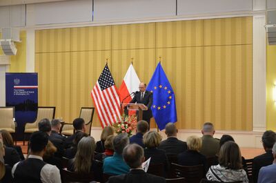 Wiceprezes IPN Mateusz Szpytma. Pokaz filmu „Paszporty Paragwaju” w Ambasadzie RP w Waszyngtonie – 19 marca 2019. Fot. Ambasada RP w Waszyngtonie