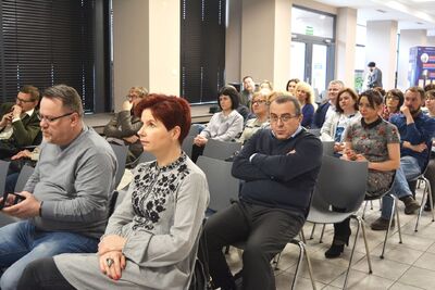 „Znaj Znak/Felismered?”. Kieleckie seminarium dla nauczycieli z grą historyczną wokół symboli Polski i Węgier