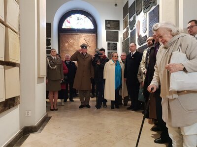 Msza św. w Katedrze Polowej WP w intencji Polaków ratujących Żydów. Fot. Sławek Kasper (IPN)