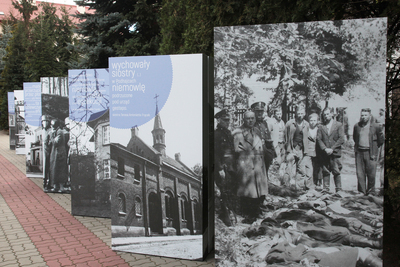 Otwarcie wystawy IPN „Siostry […] matkami żydowskich dzieci. Franciszkanki Rodziny Maryi wobec zagłady Żydów w czasie II wojny światowej” – Warszawa, 24 marca 2019. Fot. Piotr Życieński (IPN)