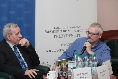 Dyskusja o książce Łukasza Garbala „Jan Józef Lipski. Biografia źródłowa” – Warszawa, 9 kwietnia 2019. Fot. Piotr Życieński (IPN)