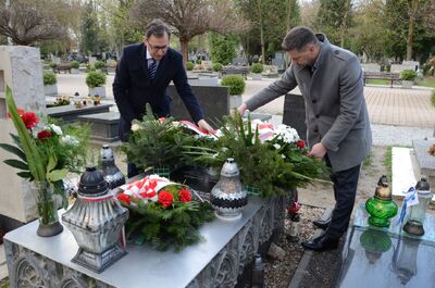 10 kwietnia 2019. Przy grobie Janusza Kurtyki