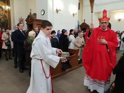 Odsłonięcie tablicy pamiątkowej ku czci ks. Jana Lewińskiego – Winnica, 14 kwietnia 2019. Fot. Sławek Kasper (IPN)