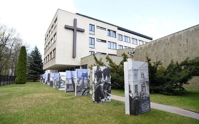 Wystawa „Siostry, […] matkami żydowskich dzieci. Siostry Franciszkanki Rodziny Maryi wobec Zagłady Żydów w czasie II wojny światowej” w Katolickim Centrum Dobre Miejsce – kwiecień 2019. Fot. Karol Regulski/Dobre Miejsce
