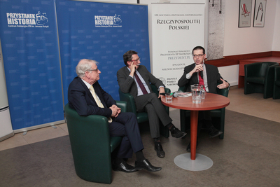 Z cyklu „Kościół – Naród – Państwo, czyli niezwykły wiek XX w dziejach Polski” – dyskusja o gospodarce PRL – Warszawa, 24 kwietnia 2019. Fot. Piotr Życieński (IPN)