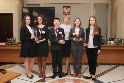 Turniej oksfordzkich debat historycznych dla młodzieży polonijnej i polskiej mieszkającej poza granicami kraju – Warszawa, 27–28 kwietnia 2019. Fot. Piotr Życieński (IPN)