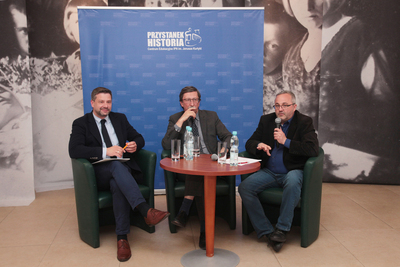 Z cyklu „Kościół – Naród – Państwo, czyli niezwykły wiek XX w dziejach Polski” – dyskusja o agentach w PRL. Fot. Piotr Życieński (IPN)