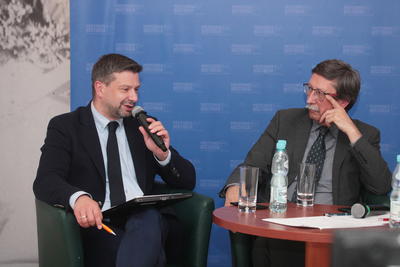 Dr hab. Filip Musiał i prof. Jan Żaryn. Fot. Piotr Życieński (IPN)