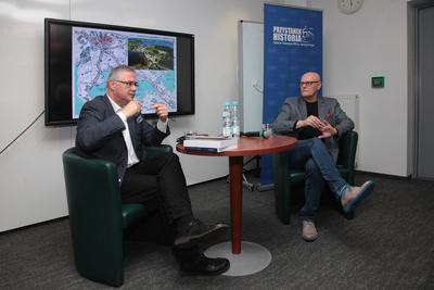 Spotkanie „Między stadionem a brzegiem jeziora… Z dziejów sportu i turystyki na Warmii i Mazurach”. Fot. Piotr Życieński (IPN)