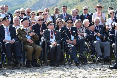 Uroczystości przed pomnikiem 6. Pułku Pancernego im. Dzieci Lwowskich w Piedimonte San Germano, 17 maja 2019 (fot. UdsKiOR)