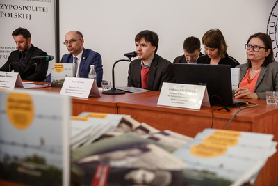 Konferencja prasowa z udziałem członków Platformy Europejskiej Pamięci i Sumienia oraz przedstawicieli IPN – 23 maja 2019. Fot. Sławek Kasper (IPN)