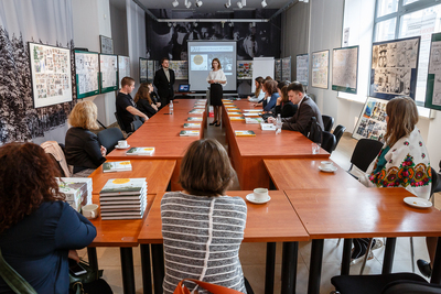 Warsztaty dla młodzieży szkolnej z wykorzystaniem publikacji „Aby pamięć przetrwała...” oraz gry planszowej „Za żelazną kurtyną” – 23 maja 2019. Fot. Sławek Kasper (IPN)