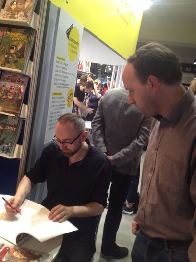 Warszawskie Targi Książki. 25 maja 2019 gościem stoiska IPN był Hubert Ronek, autor komiksów IPN