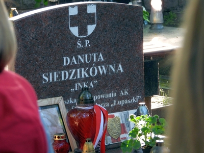 Wizyta na Cmentarzu Garnizonowym w Gdańsk fot. Mateusz Niegowski