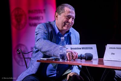 Debatę historyczną na temat „Solidarności” prowadził Bronisław Wildstein – Warszawa, 3 czerwca 2019. Fot. Marcin Jurkiewicz (IPN)