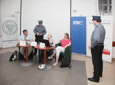 Dyskusja wokół książki Doroty Skotarczak „Otwierać, milicja! O powieści kryminalnej w PRL” – Warszawa, 14 czerwca 2019. Fot. Piotr Życieński (IPN)