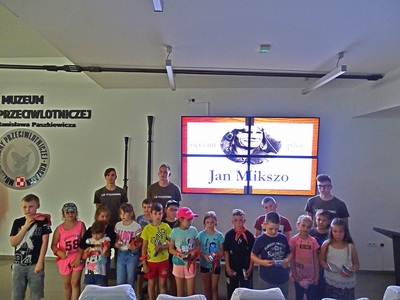 Zespół Szkół Ponadgimnazjalnych im. prof. J. Radomskiego w Tychowie