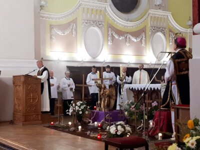 Msza św. w intencji ofiar Zbrodni Wołyńskiej w katedrze Świętych Apostołów Piotra i Pawła w Łucku. Fot. Ambasada RP w Kijowie