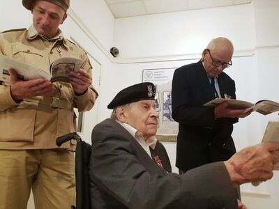 Otwarcie wystawy IPN „Dzieje 2 Korpusu… inaczej! Karykatury autorstwa Mieczysława Kuczyńskiego” w galerii POSK w Londynie – 21 lipca 2019. Fot. Sławek Kasper (IPN)