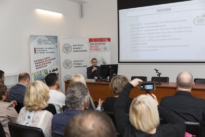 Uczestnicy seminarium „Poland in the Heart of European History” z wizytą w Archiwum IPN – 23 lipca 2019. Fot. Katarzyna Adamów (IPN)