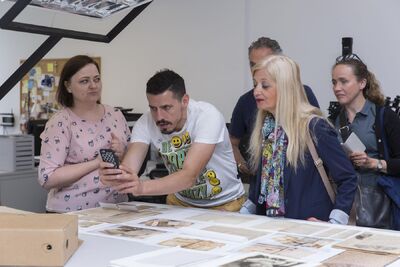 Uczestnicy seminarium „Poland in the Heart of European History” z wizytą w Archiwum IPN – 23 lipca 2019. Fot. Katarzyna Adamów (IPN)