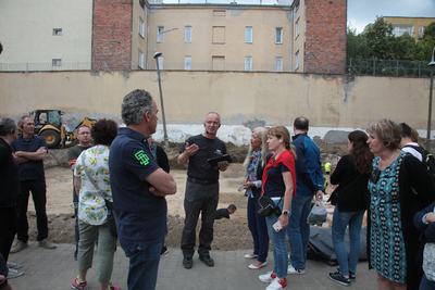 O pracach poszukiwawczych na Rakowieckiej opowiedział nauczycielom prof. Krzysztof Szwagrzyk, wiceprezes IPN – 23 lipca 2019. Fot. Piotr Życieński (IPN)
