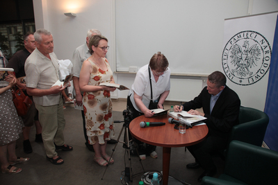 Spotkanie z prof. Markiem Chodakiewiczem – Warszawa, 29 lipca 2019. Fot. Piotr Życieński (IPN)