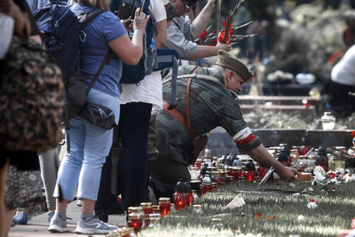 Uroczystości pod pomnikiem Gloria Victis na Powązkach – 1 sierpnia 2019. Fot. Sławek Kasper (IPN)