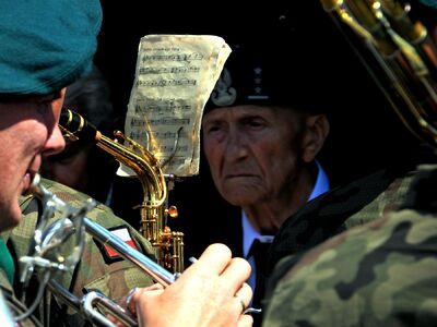 Uroczystości poświęcenia nagrobka chor. Antoniego Dołęgi, żołnierza podziemia antykomunistycznego – 11 sierpnia 2019