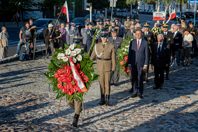 Uroczystość ku czci ofiar „operacji polskiej” NKWD – 11 sierpnia 2019. Fot. Marcin Jurkiewicz (IPN)