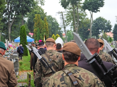 Pogrzeb żołnierzy Wojska Polskiego poległych w sierpniu 1920 r. w Mątwicy – Łomża, 14 sierpnia 2019 fot. Mateusz Niegowski