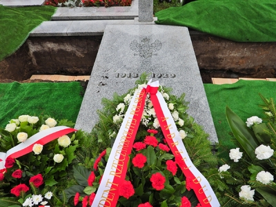 Pogrzeb żołnierzy Wojska Polskiego poległych w sierpniu 1920 r. w Mątwicy – Łomża, 14 sierpnia 2019 fot. Mateusz Niegowski