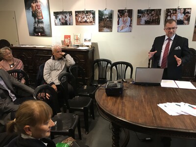 Wystąpienie dr. Jerzego Bednarka w Bibliotece Polskiej w Buenos Aires