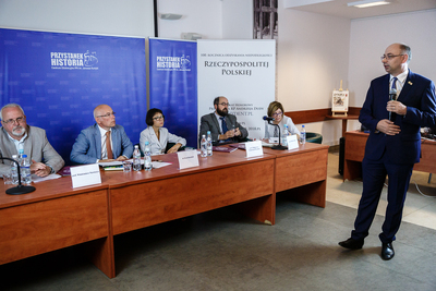 Debata o pakcie Ribbentrop-Mołotow z okazji Europejskiego Dnia Pamięci Ofiar Reżimów Totalitarnych – 23 sierpnia 2019. Fot. Sławek Kasper (IPN)