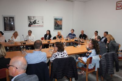 Sędziowie i prokuratorzy – stażyści programu Europejskiej Sieci Szkolenia Kadr Wymiaru Sprawiedliwości z wizytą w IPN – 3 września 2019