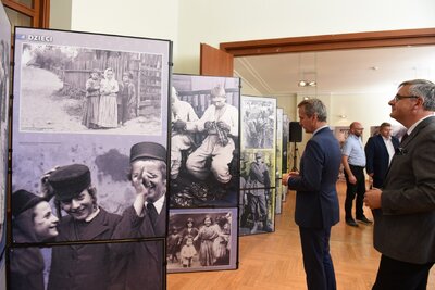 Otwarcie wystawy „Ukradzione dzieciństwo” – Racibórz, 5 września 2019