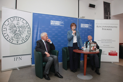 Promocja książki Justyny Błażejowskiej „Ta historia wciąż trwa. Wspomnienia Jana Olszewskiego” – Warszawa, 18 września 2019. Fot. Piotr Życieński (IPN)