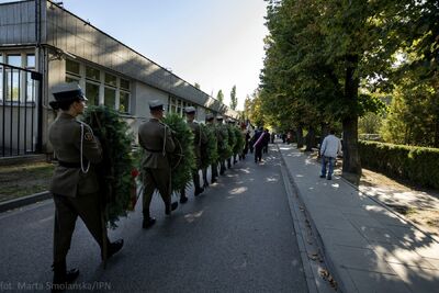 Uroczystości pogrzebowe ofiar zbrodni komunistycznych odnalezionych na „Łączce” – Powązki Wojskowe, 22 września 2019. Fot. Marta Smolańska (BPiI IPN)