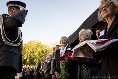 Uroczystości pogrzebowe ofiar zbrodni komunistycznych odnalezionych na „Łączce” – Powązki Wojskowe, 22 września 2019. Fot. Marta Smolańska (BPiI IPN)