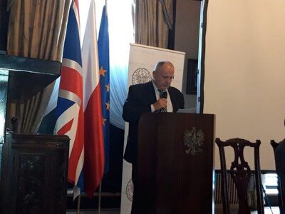 Dr hab. Waldemar Grabowski z omówił rolę i znaczenie LOT w kontekście wybuchu wojny w 1939 r.