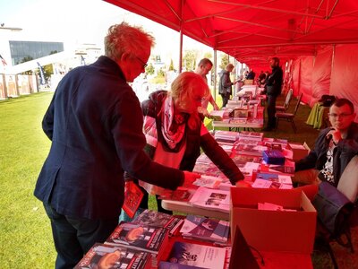 Stoisko IPN na placu Grunwaldzkim w Gdyni