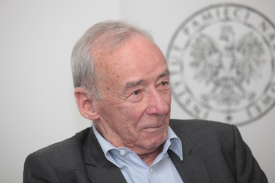 Prof. Andrzej Paczkowski. Fot. Piotr Życieński (IPN)