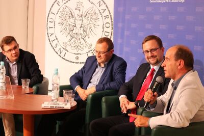 Dyskusja wokół książki Tomasza Kozłowskiego „Koniec imperium MSW. Transformacja organów bezpieczeństwa państwa 1989–1990” – Warszawa, 2.10.2019. Fot. Aleksandra Wierzchowska (IPN)