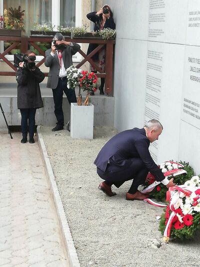 Odsłonięcia tablicy pamiątkowej poświęconej polskim uchodźcom z 1939 roku i Węgrom, którzy im pomagali – Budapeszt, 4 października 2019. Fot. Teresa Gallewicz-Dołowa