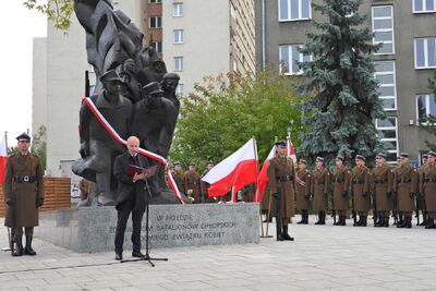 Odsłonięcie i poświęcenie pomnika Żołnierzy Batalionów Chłopskich i Ludowego Związku Kobiet – Warszawa, 8 października 2019. Fot. Mateusz Niegowski (IPN)